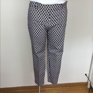 H&M black and white print capris size 14.
